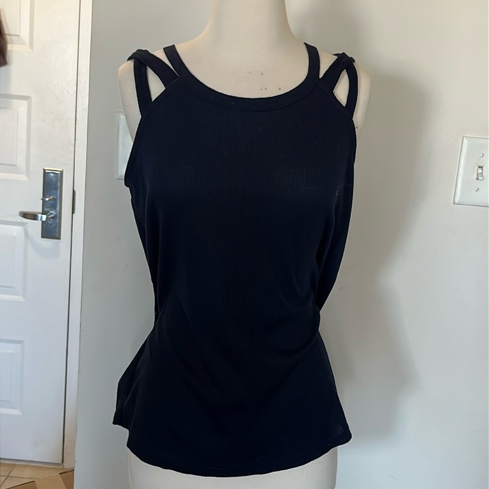 Tank top with Criss Cross Shoulder Straps